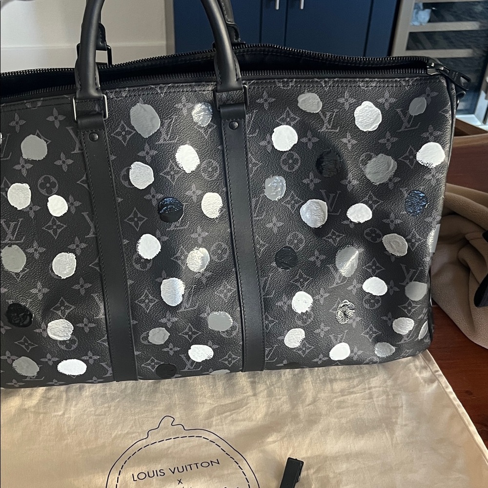 Louis Vuitton Yayoi Kusama 55 Keepall Monogram Black and Silver Duffel Bag - Picture 11 of 14